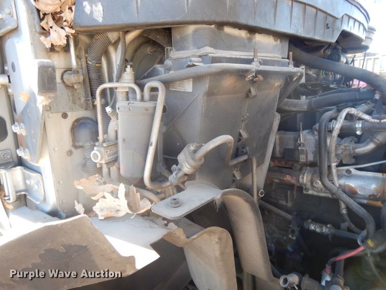 image for item DH3398 2008 International 4300  truck cab and chassis