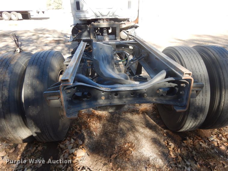 image for item DH3398 2008 International 4300  truck cab and chassis