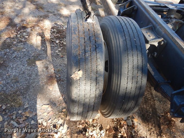 image for item DH3398 2008 International 4300  truck cab and chassis