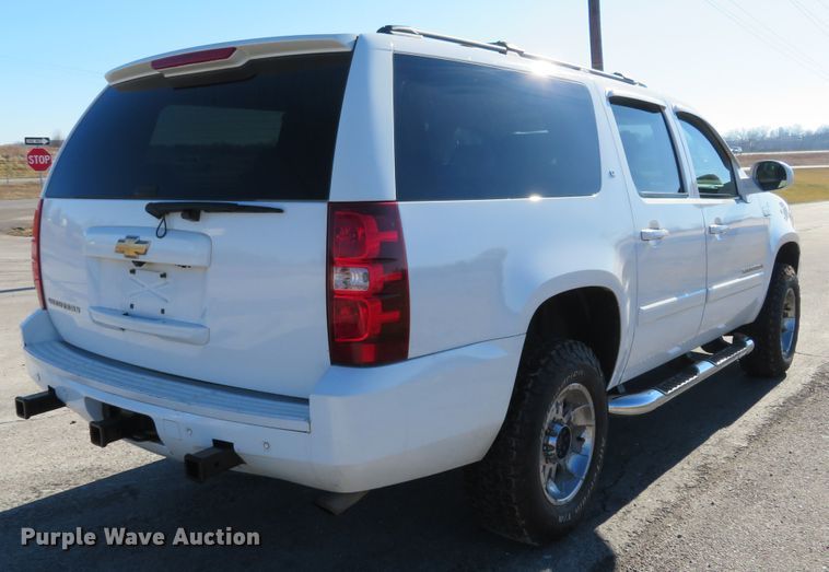 image for item DI3989 2009 Chevrolet Suburban LT 2500  SUV