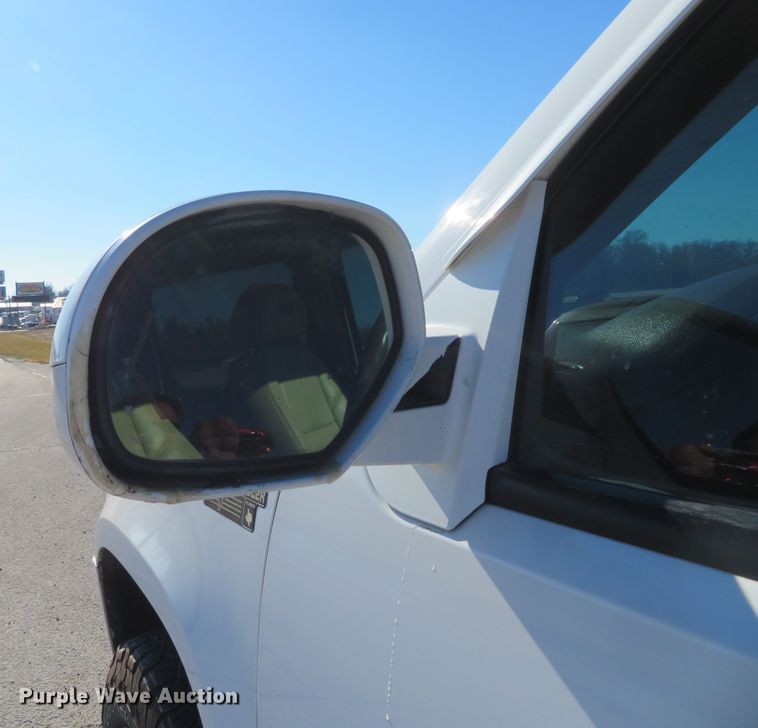 image for item DI3989 2009 Chevrolet Suburban LT 2500  SUV