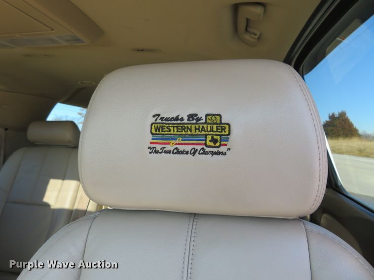 image for item DI3989 2009 Chevrolet Suburban LT 2500  SUV