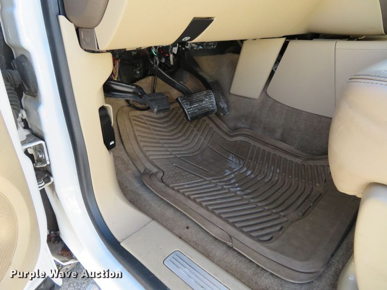 image for item DI3989 2009 Chevrolet Suburban LT 2500  SUV