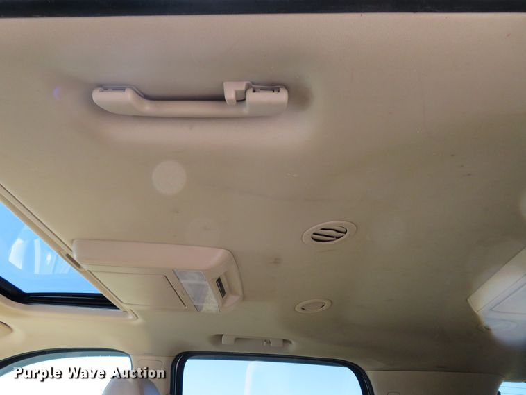 image for item DI3989 2009 Chevrolet Suburban LT 2500  SUV