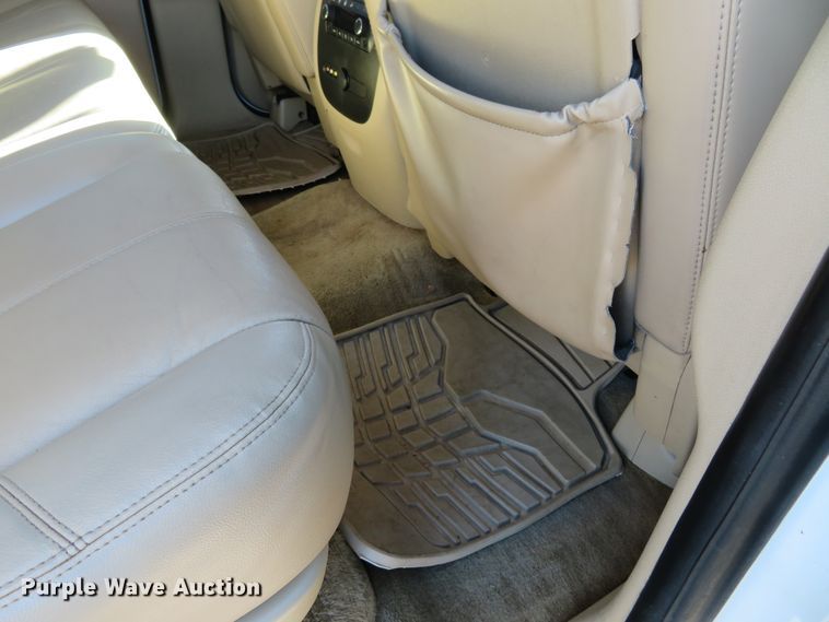 image for item DI3989 2009 Chevrolet Suburban LT 2500  SUV