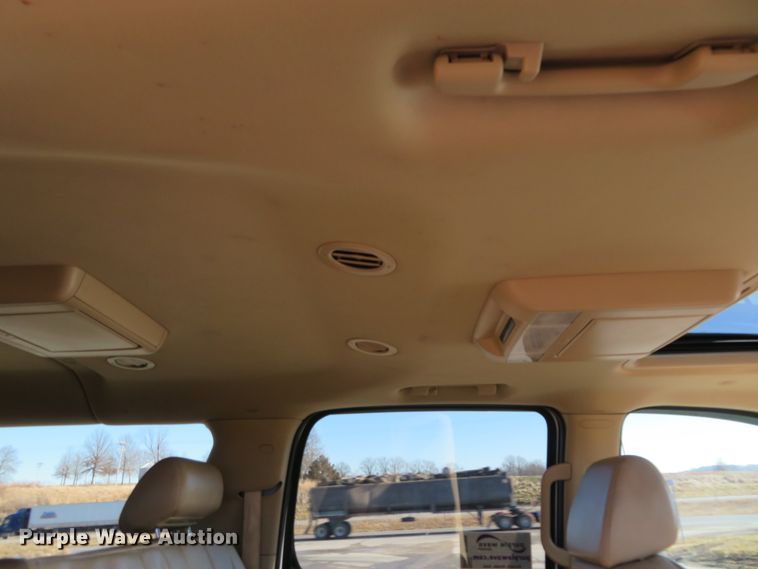 image for item DI3989 2009 Chevrolet Suburban LT 2500  SUV