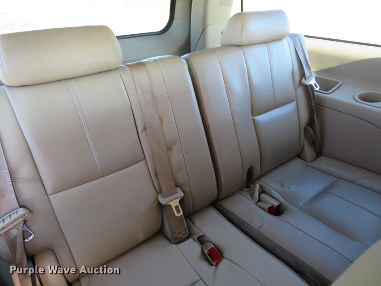 image for item DI3989 2009 Chevrolet Suburban LT 2500  SUV