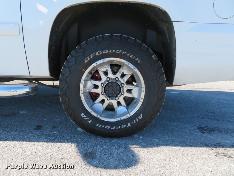 image for item DI3989 2009 Chevrolet Suburban LT 2500  SUV