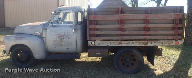 image for item DI7296 1950 GMC 252  dump flatbed truck