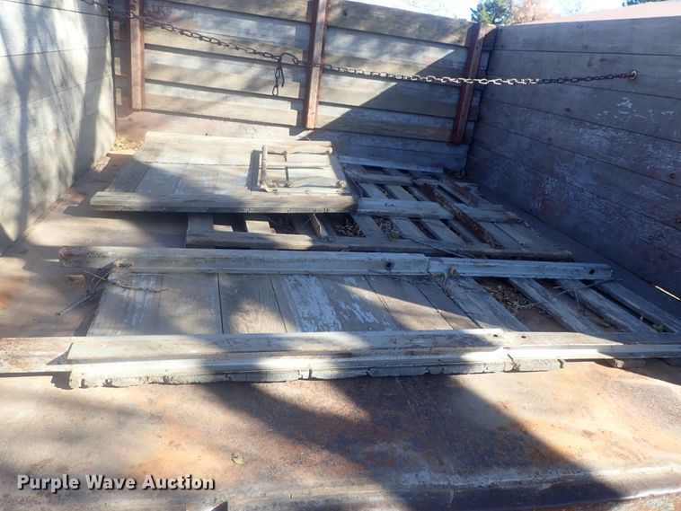 image for item DI7296 1950 GMC 252  dump flatbed truck