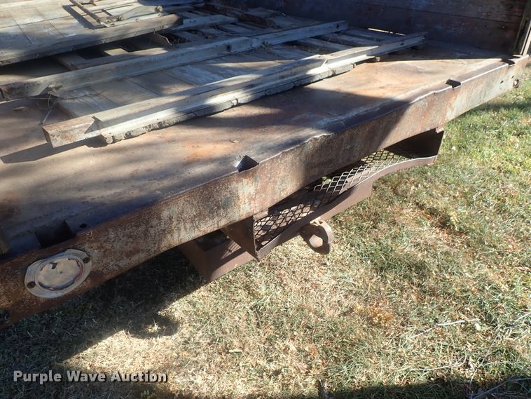 image for item DI7296 1950 GMC 252  dump flatbed truck