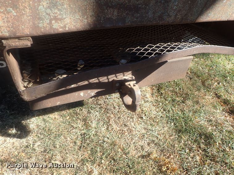 image for item DI7296 1950 GMC 252  dump flatbed truck