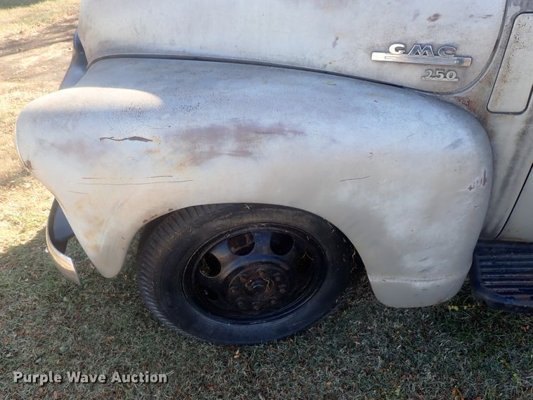 image for item DI7296 1950 GMC 252  dump flatbed truck