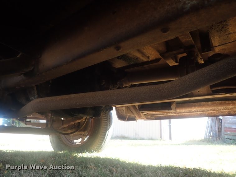 image for item DI7296 1950 GMC 252  dump flatbed truck