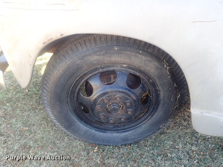 image for item DI7296 1950 GMC 252  dump flatbed truck