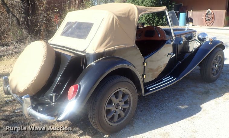 image for item DI7300 1981 Asve Fibe  kit car