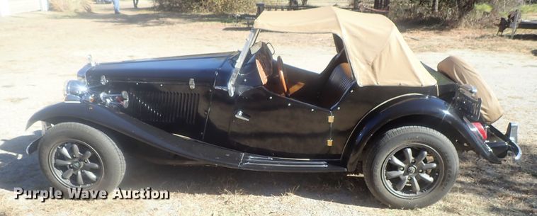 image for item DI7300 1981 Asve Fibe  kit car