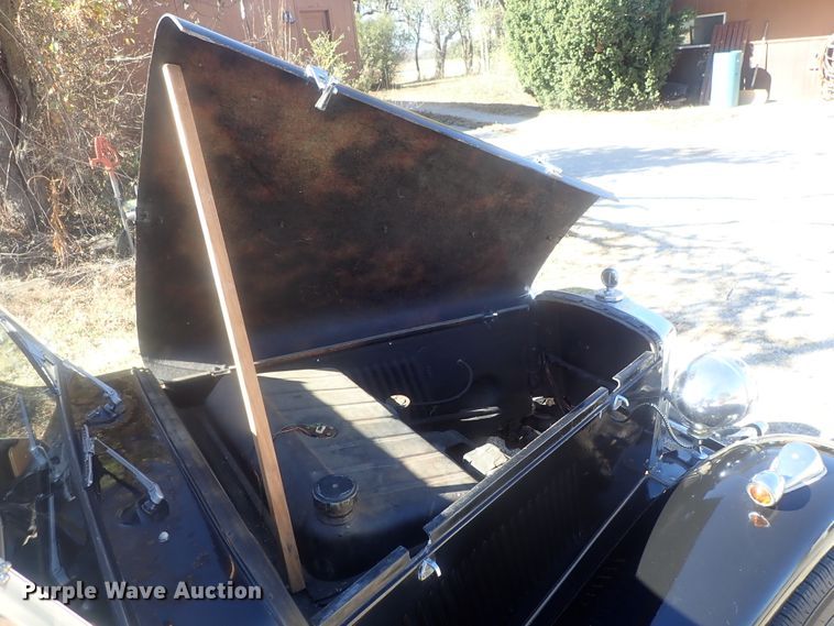 image for item DI7300 1981 Asve Fibe  kit car