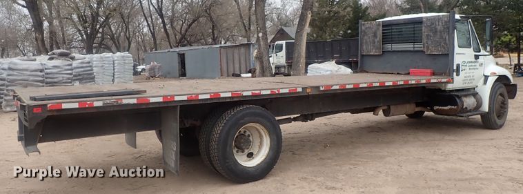 image for item DI7361 2008 International 4300  flatbed truck