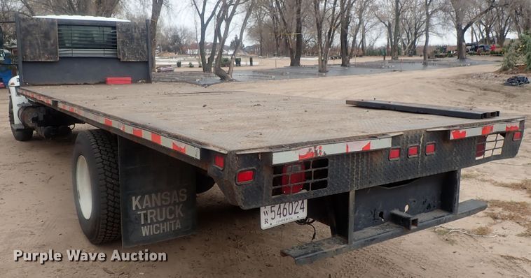 image for item DI7361 2008 International 4300  flatbed truck