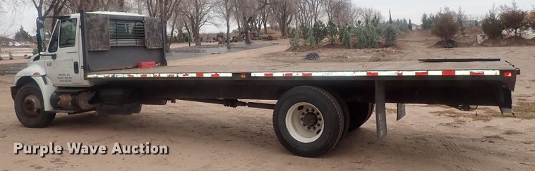 image for item DI7361 2008 International 4300  flatbed truck