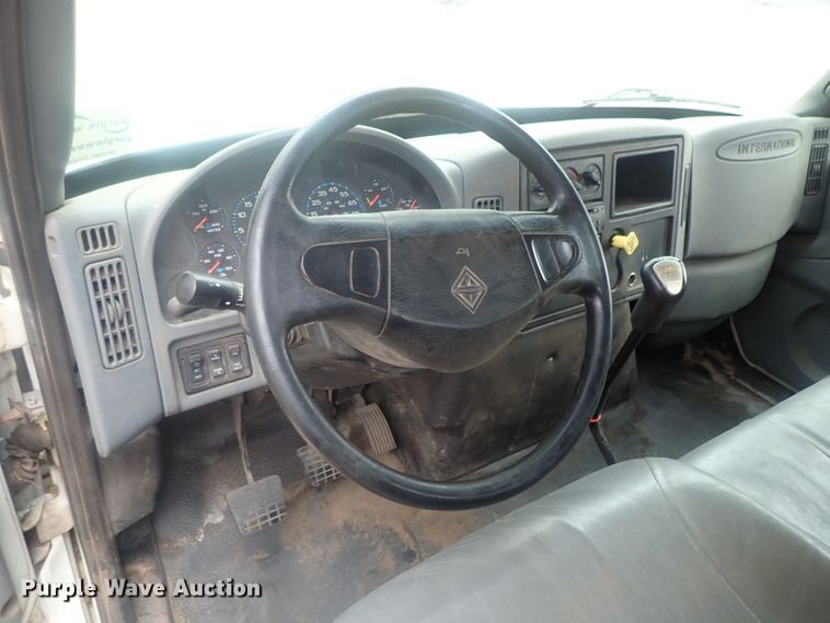 image for item DI7361 2008 International 4300  flatbed truck