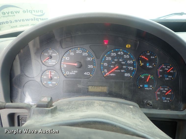 image for item DI7361 2008 International 4300  flatbed truck