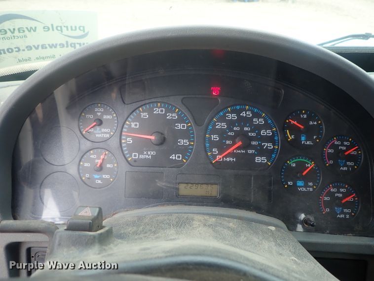 image for item DI7361 2008 International 4300  flatbed truck