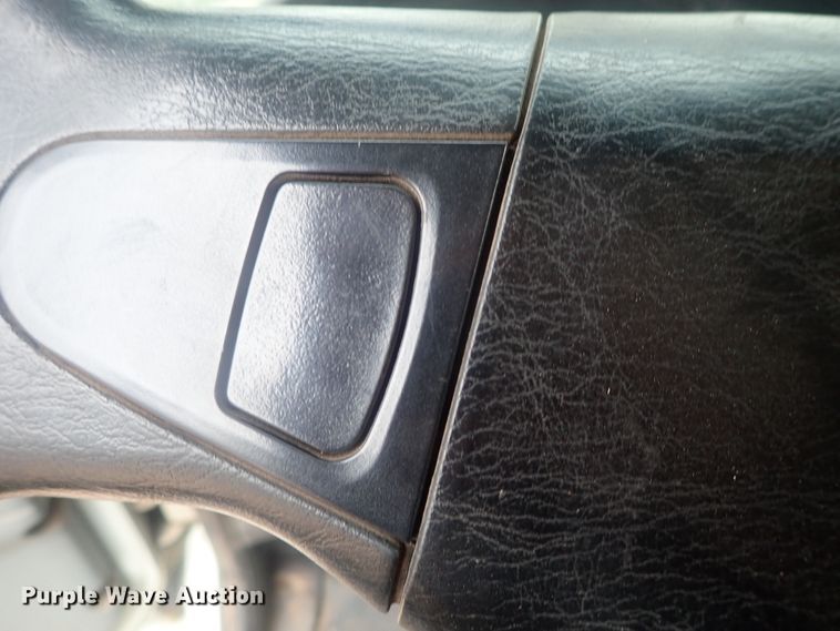 image for item DI7361 2008 International 4300  flatbed truck