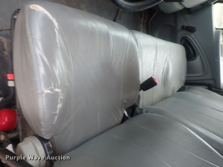 image for item DI7361 2008 International 4300  flatbed truck