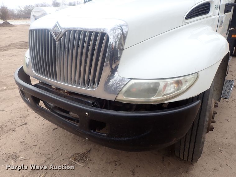 image for item DI7361 2008 International 4300  flatbed truck