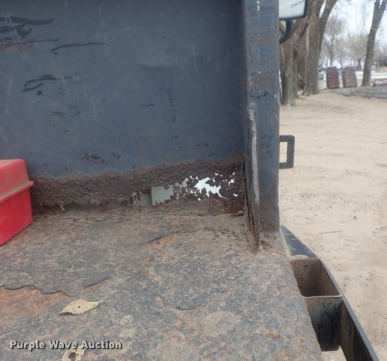 image for item DI7361 2008 International 4300  flatbed truck