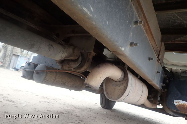 image for item DI7361 2008 International 4300  flatbed truck