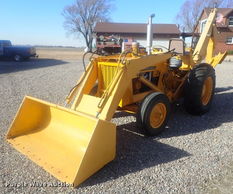 image for item DI7478 International 3414  backhoe