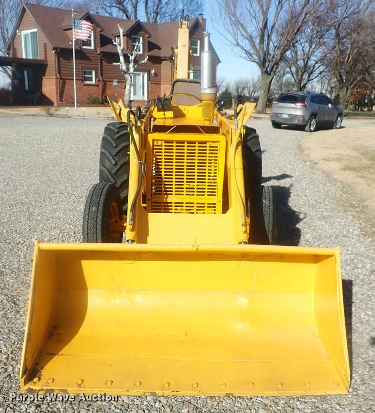 image for item DI7478 International 3414  backhoe