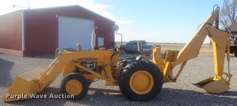 image for item DI7478 International 3414  backhoe
