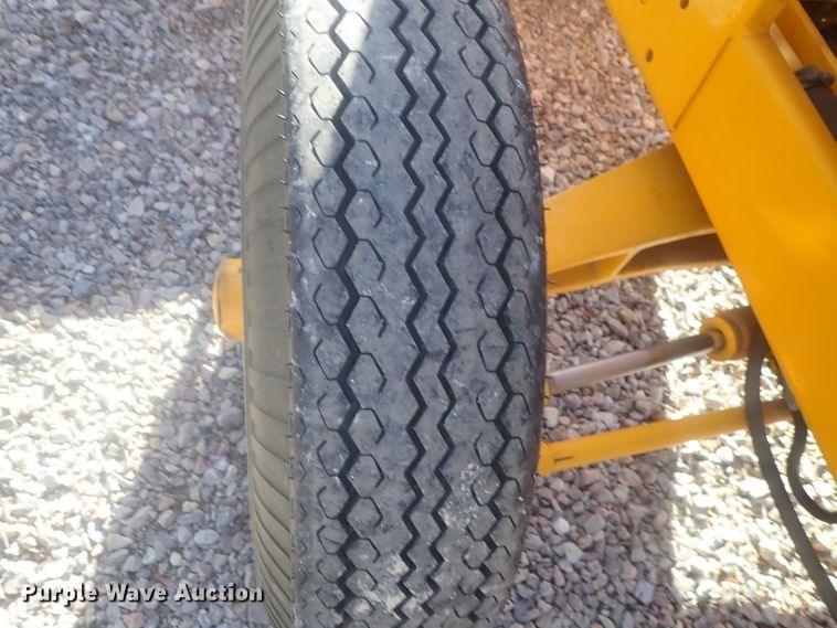 image for item DI7478 International 3414  backhoe