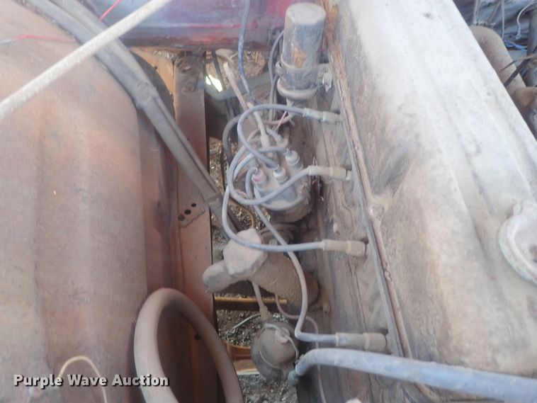 image for item DI7483 1953 Chevrolet 6500  vacuum truck