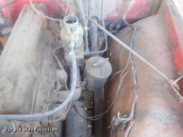 image for item DI7483 1953 Chevrolet 6500  vacuum truck