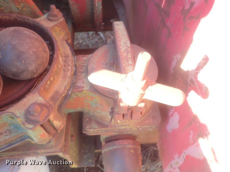 image for item DI7483 1953 Chevrolet 6500  vacuum truck