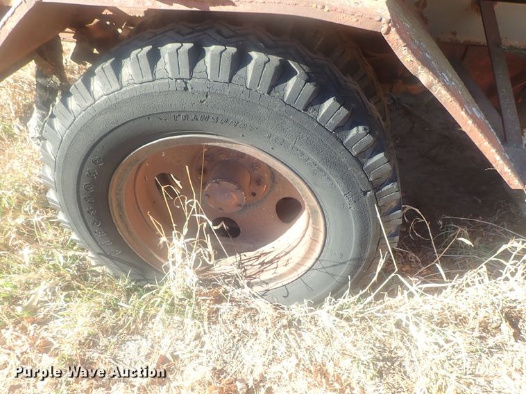 image for item DI7483 1953 Chevrolet 6500  vacuum truck