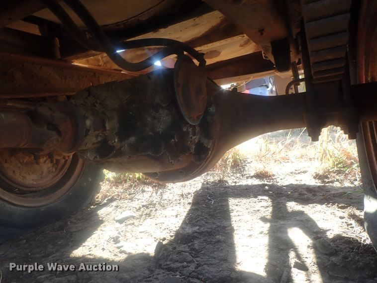 image for item DI7483 1953 Chevrolet 6500  vacuum truck