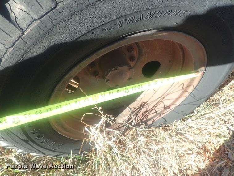 image for item DI7483 1953 Chevrolet 6500  vacuum truck