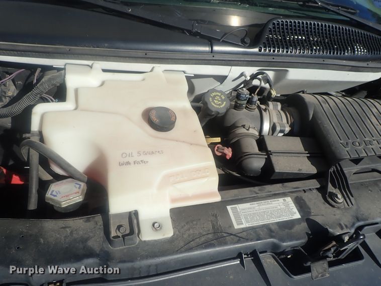 image for item DI7485 2002 Chevrolet Express 3500  Roadtrek 200 Versatile RV