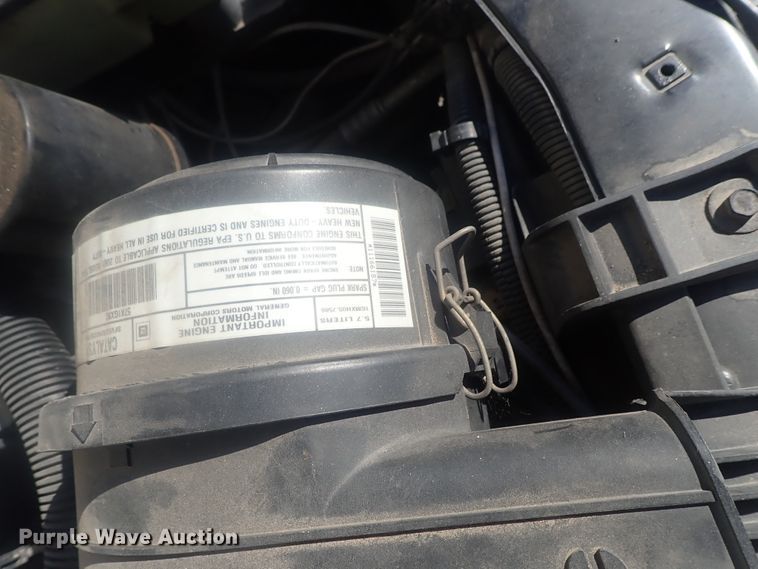 image for item DI7485 2002 Chevrolet Express 3500  Roadtrek 200 Versatile RV