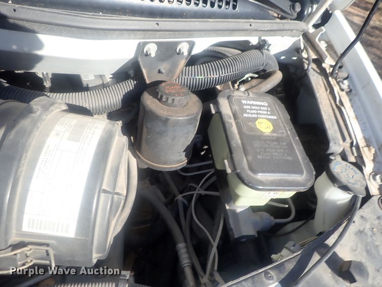 image for item DI7485 2002 Chevrolet Express 3500  Roadtrek 200 Versatile RV