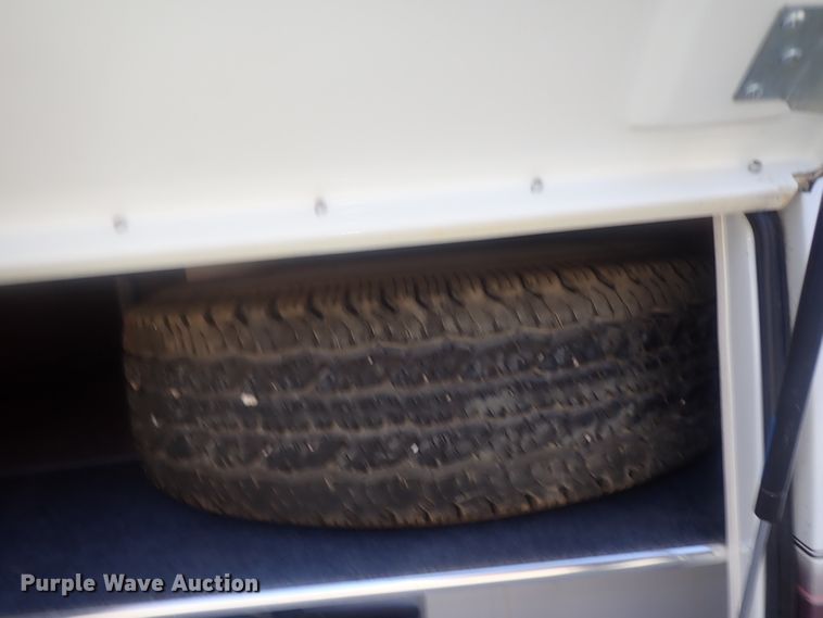 image for item DI7485 2002 Chevrolet Express 3500  Roadtrek 200 Versatile RV