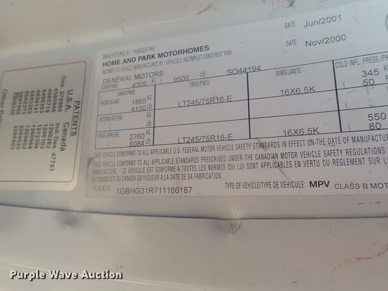 image for item DI7485 2002 Chevrolet Express 3500  Roadtrek 200 Versatile RV