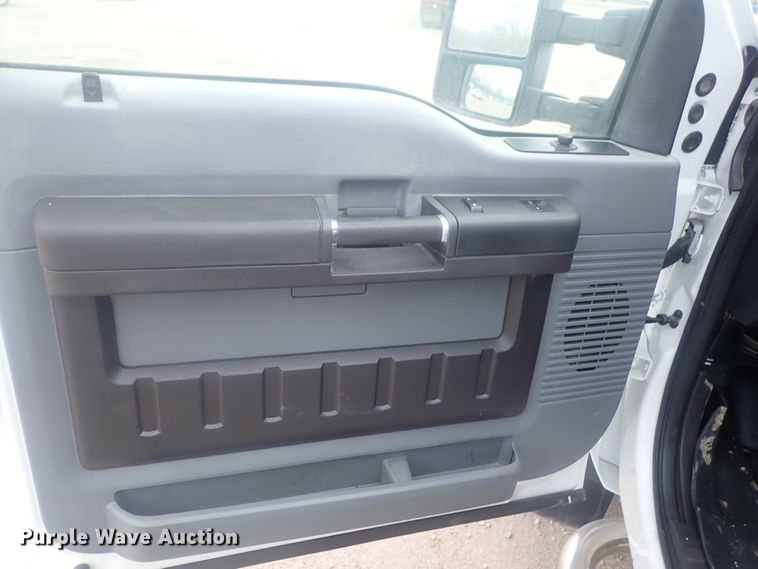 image for item DI7491 2011 Ford F450 Super Duty  truck chassis