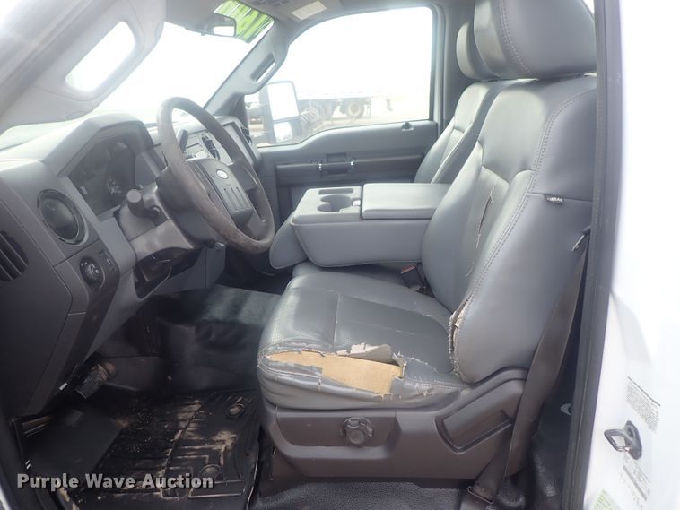 image for item DI7491 2011 Ford F450 Super Duty  truck chassis